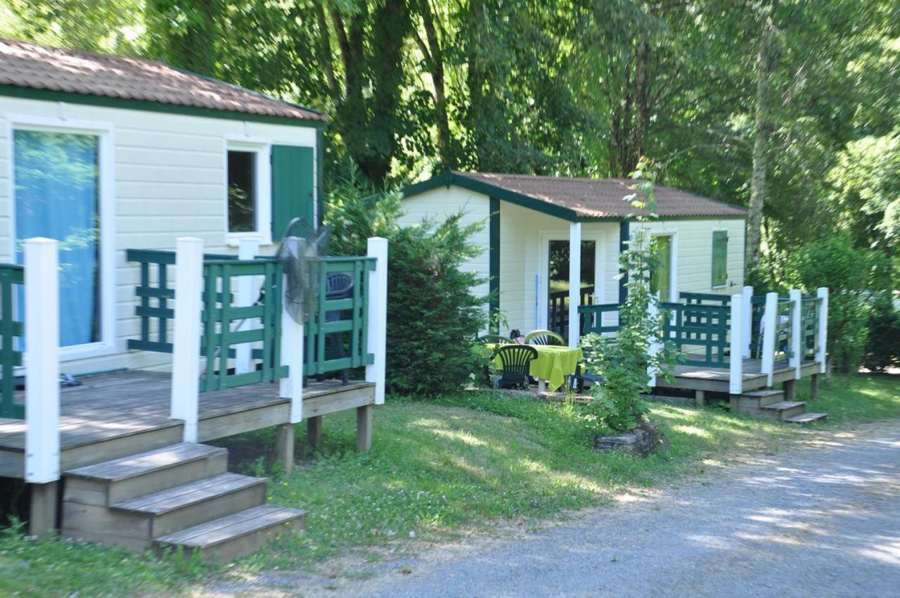 Les Chalets Du Moulin Du Chatain 4 Payzac  Dış mekan fotoğraf